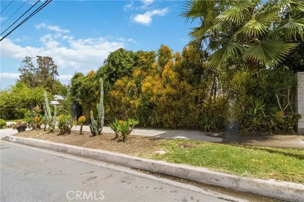 6930 Vanalden, Reseda, CA 91335