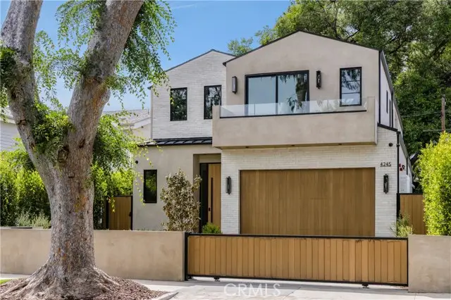4245 Bellaire Avenue, Studio City, CA 91604 - #1