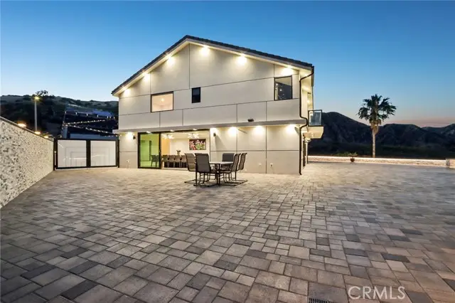 13042 Jolette Avenue, Granada Hills, CA 91344 - #2
