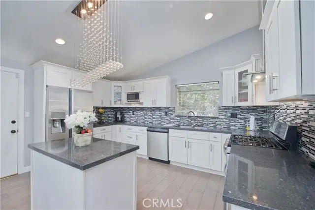20865 Martha, Woodland Hills, CA 91367 - #3