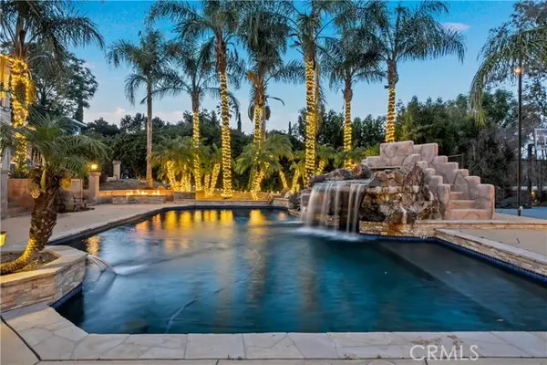 9735 Baden, Chatsworth, CA 91311