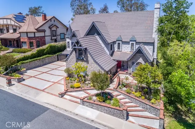 24537 Peachland Avenue, Newhall, CA 91321 - #3