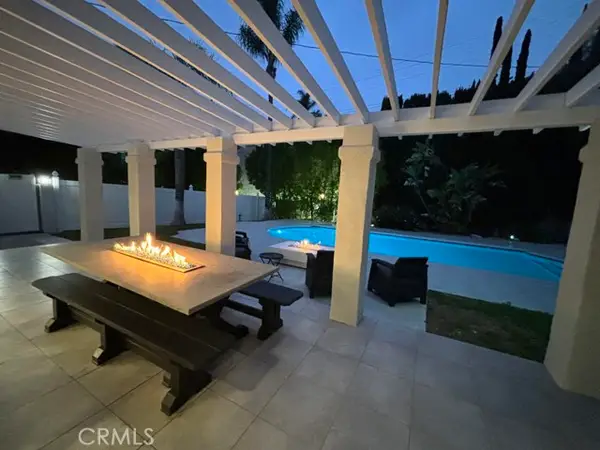 8731 Topanga Cyn. Blvd., West Hills, CA 91304