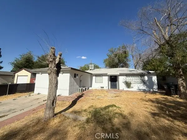45320 Kingtree, Lancaster, CA 93534