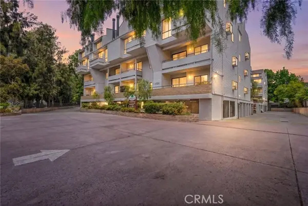 13331 Moorpark Street  #216, Sherman Oaks, CA 91423