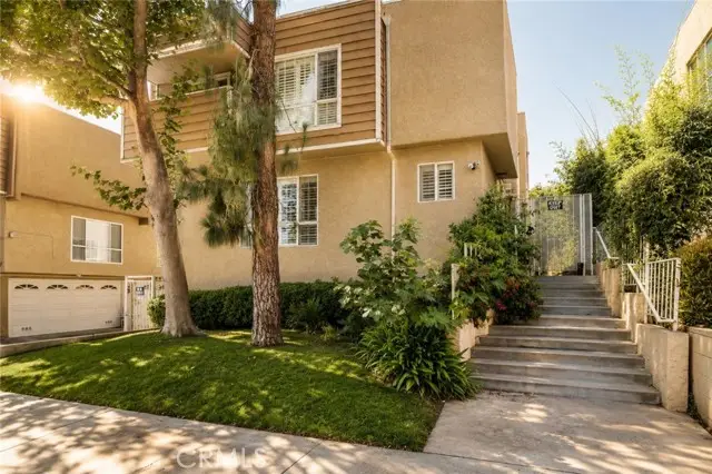 7319 Hazeltine Avenue  #4, Van Nuys, CA 91405 - #1