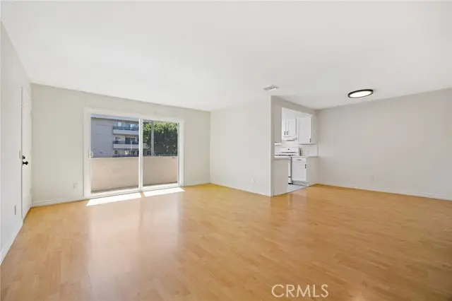 5055 Coldwater Canyon Avenue  #105, Sherman Oaks, CA 91423 - #3