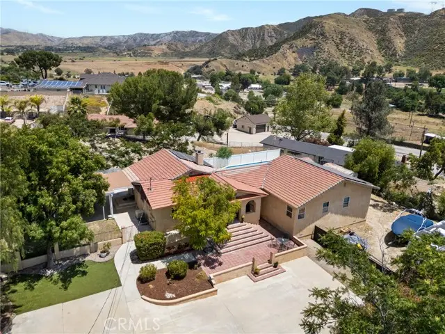 20036 Carson Court, Saugus, CA 91390 - #2