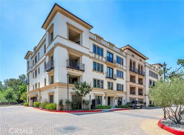 23500 Park Sorrento  #E22, Calabasas, CA 91302 - #2