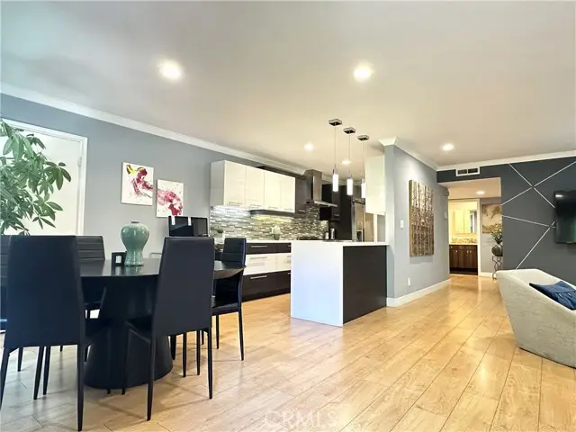 6720 Hillpark Drive  #204, Los Angeles, CA 90068 - #3