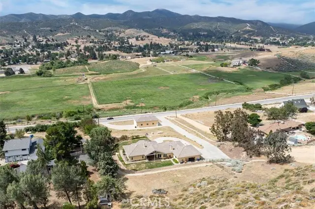 9115 Elizabeth Lake, Palmdale, CA 93551 - #1