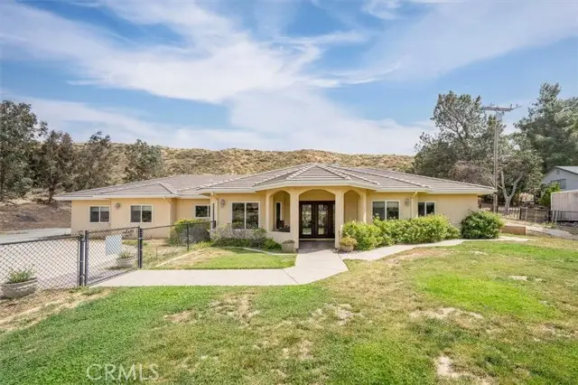 9115 Elizabeth Lake, Palmdale, CA 93551 - #2