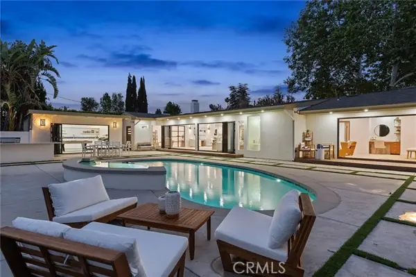 23925 Crosson Drive, Woodland Hills, CA 91367