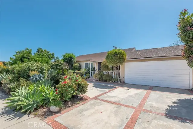 8613 Katherine, Panorama City, CA 91402 - #2