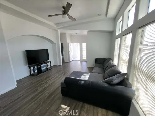 2017 Sonja Dr, San Joaquin, CA 93660 - #2