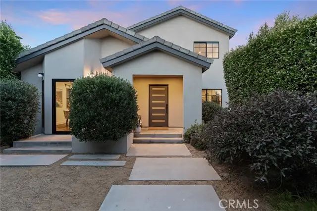 4036 Moore St, Los Angeles, CA 90066 - #1