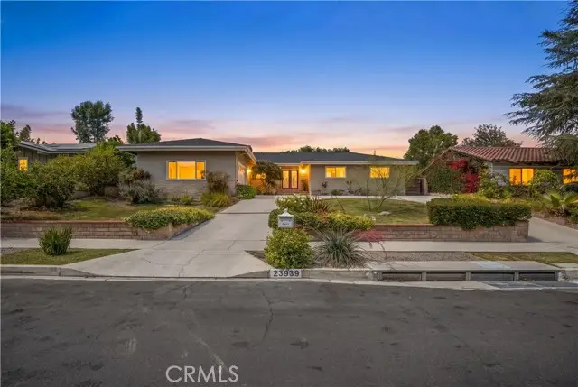 23939 Califa Street, Woodland Hills, CA 91367 - #1