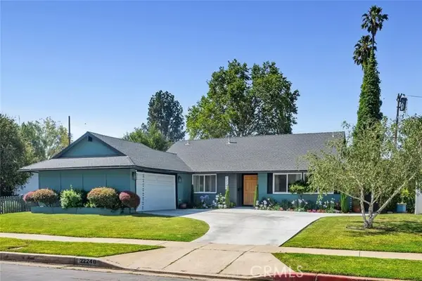 22240 Hart, Canoga Park, CA 91303