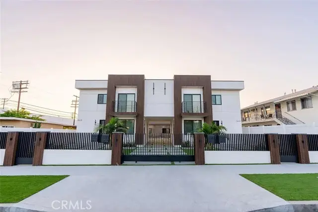 5627 Riverton Avenue, North Hollywood, CA 91601 - #2