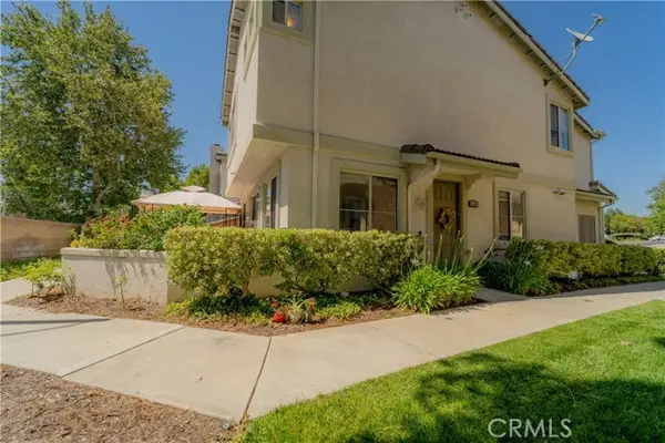 25409 Holly Beach Drive, Saugus, CA 91350