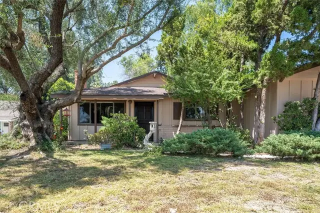 10609 Jimenez Street, Sylmar, CA 91342 - #2
