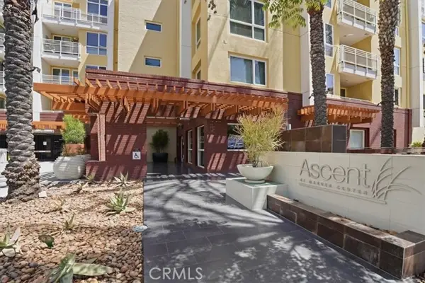 21301 Erwin Street  #545, Woodland Hills, CA 91367