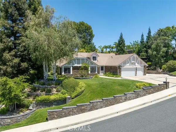 25006 Highspring Avenue, Newhall, CA 91321