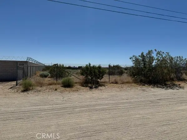 42136 6th Street, Lancaster, CA 93535