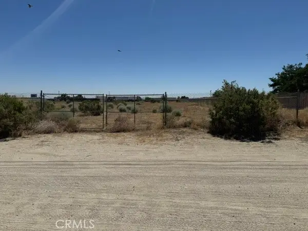 42120 6th Street, Lancaster, CA 93535