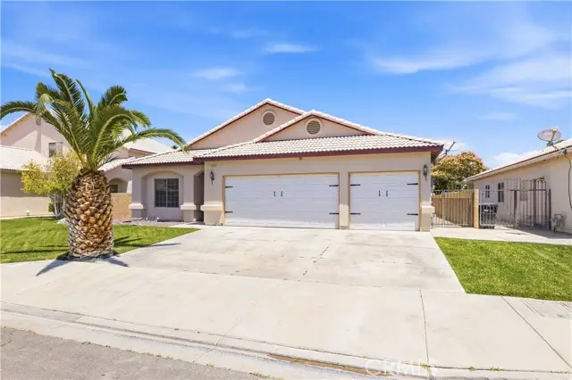 4121 Avenue J6, Lancaster, CA 93536 - #3