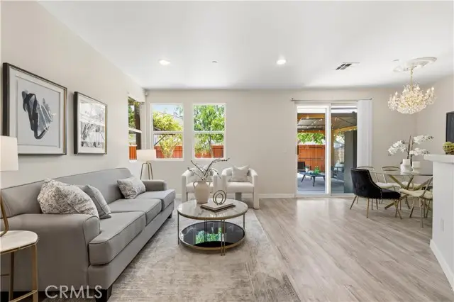 8541 Thunderbird, North Hills, CA 91343 - #3