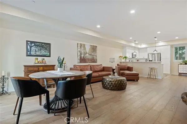 44 Coronado Street  #202, Ventura, CA 93001