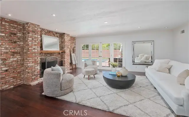 18056 Lake Encino, Encino, CA 91316 - #3