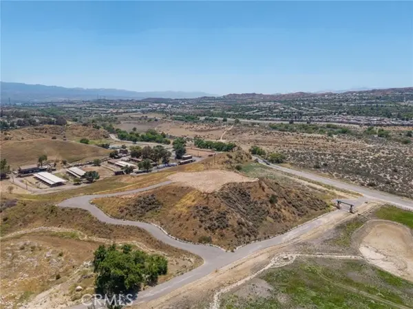 28774 San Francisquito Canyon Road, Saugus, CA 91390