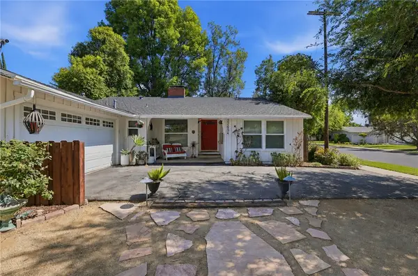22654 Collins Street, Woodland Hills, CA 91367