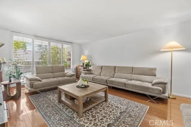 15248 Dickens Street  #205, Sherman Oaks, CA 91403 - #3