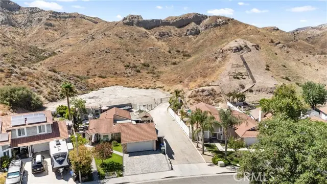 15221 Poppy Meadow, Canyon Country, CA 91387 - #2