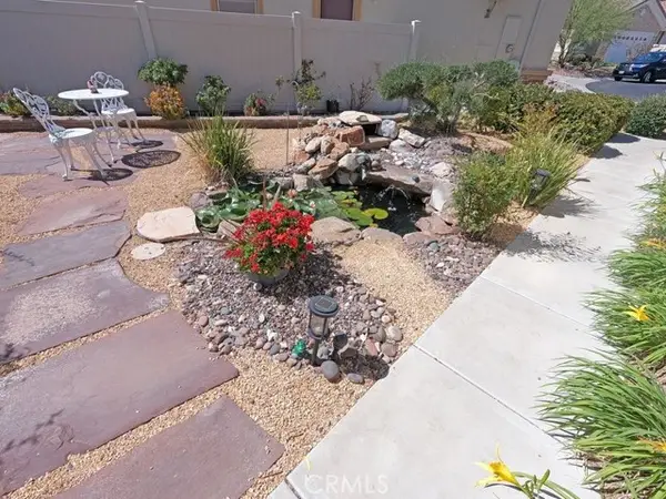 19611 Castle Harbor Court, Apple Valley, CA 92308