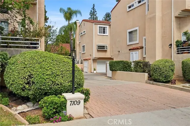 7109 Farralone  #117, Canoga Park, CA 91303 - #3