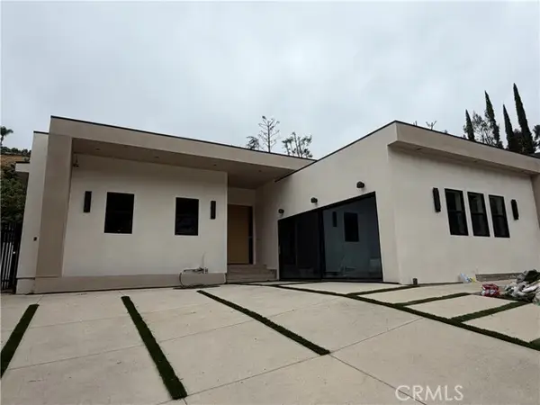 17000 Escalon, Encino, CA 91436