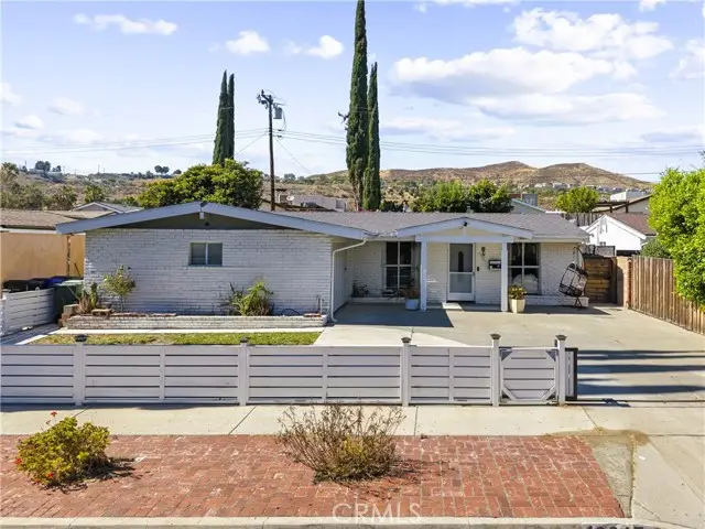 19347 Four Oaks Street, Canyon Country, CA 91351 - #1
