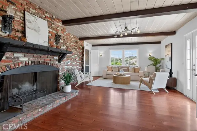 10538 Ormond, Sunland, CA 91040 - #3