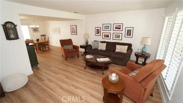 24253 La Glorita Circle, Newhall, CA 91321 - #1