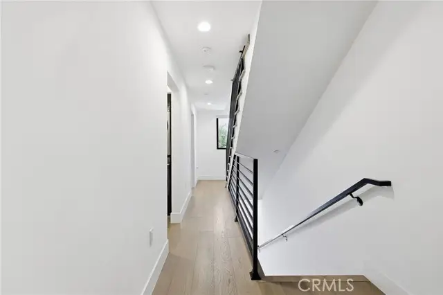 11324 Victory Boulevard, North Hollywood, CA 91606 - #2