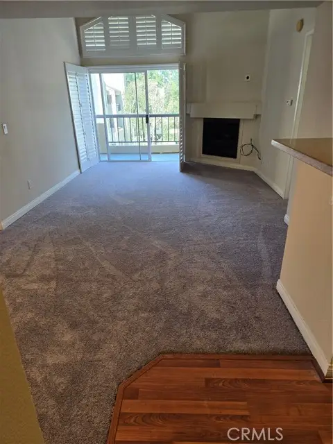 5520 Owensmouth Avenue  #313, Woodland Hills, CA 91367 - #2