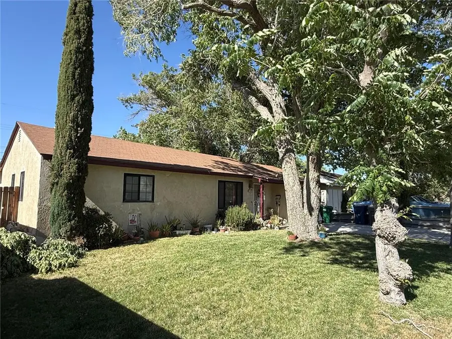 1109 Lumber Street, Lancaster, CA 93534 - #2