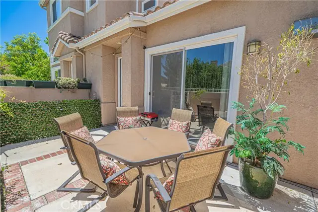 25708 Holiday Circle  #B, Stevenson Ranch, CA 91381 - #3