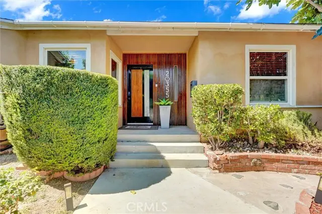 20355 Mobil, Winnetka, CA 91306 - #1