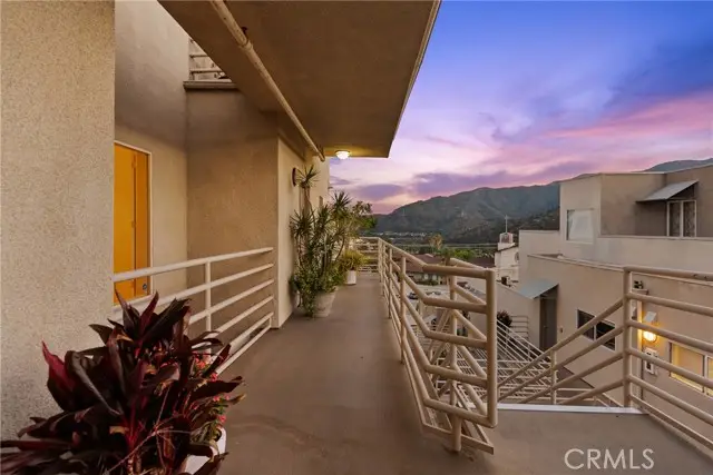 2905 Montrose Avenue  #610, La Crescenta, CA 91214 - #3
