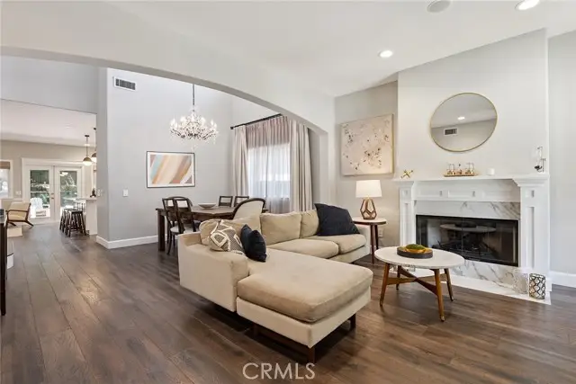5179 Knollwood Way, Woodland Hills, CA 91364 - #1